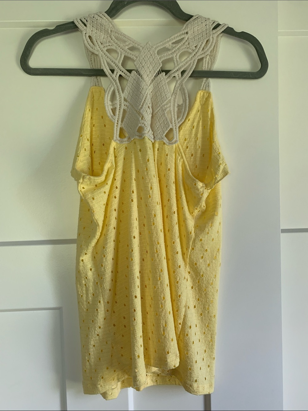 {Maurices} Yellow Crochet-Back Ruffle Tank - Picture 3 of 3
